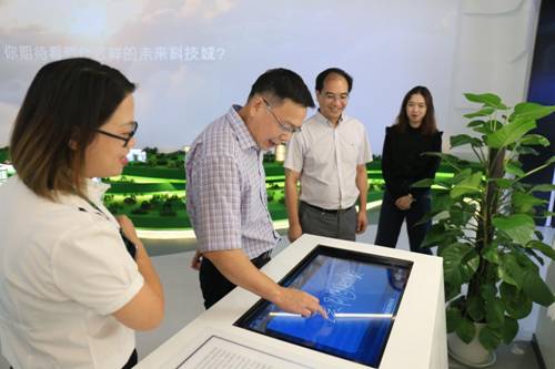 浙江外国语学院领导带队赴杭州未来科技城（海创园）党群服务中心参观学习