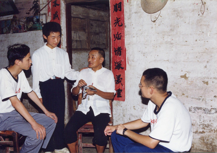 与大别山孩子一起成长——上海市格致中学师生22年的坚守