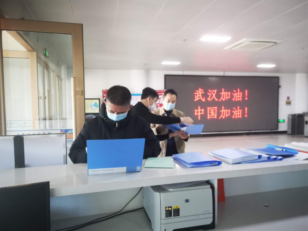 大庆油田文化集团《“疫”场硬仗，油田担当》