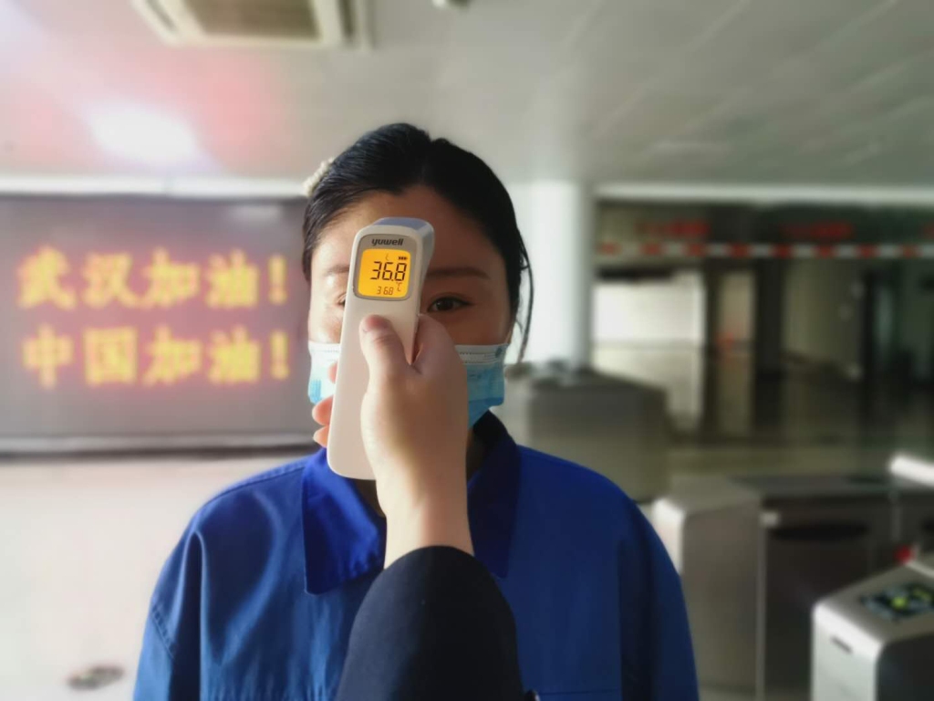 大庆油田文化集团《“疫”场硬仗，油田担当》