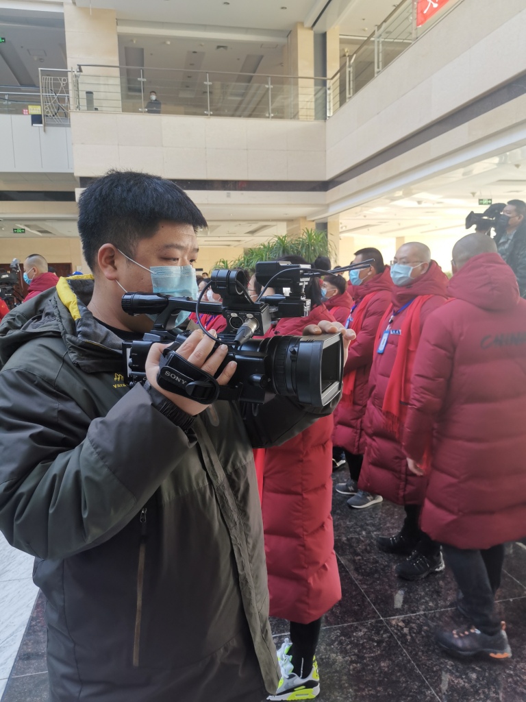 大庆油田文化集团《“疫”场硬仗，油田担当》